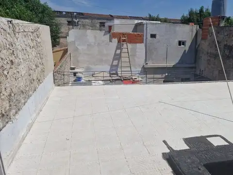 Depto Tipo Casa en Venta 4 años