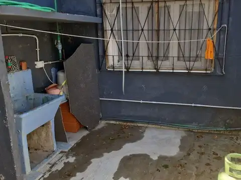 Depto Tipo Casa en Venta en Sarandi, USD 95.000
