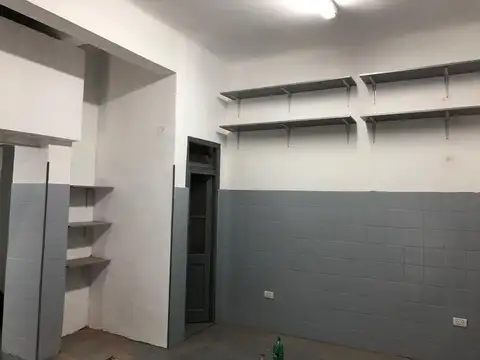 Local en Venta 42 años