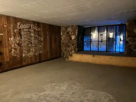 Local en Alquiler en Retiro, USD 1.000