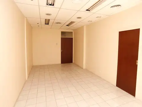 Oficina en Alquiler en Barrio Norte, $ 1.200.000