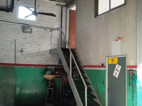 Galpon en Venta en Dock Sud, USD 190.000