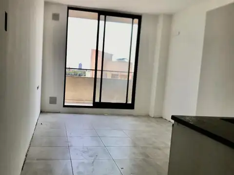 Monoambiente oportunidad al frente . ECHESORTU