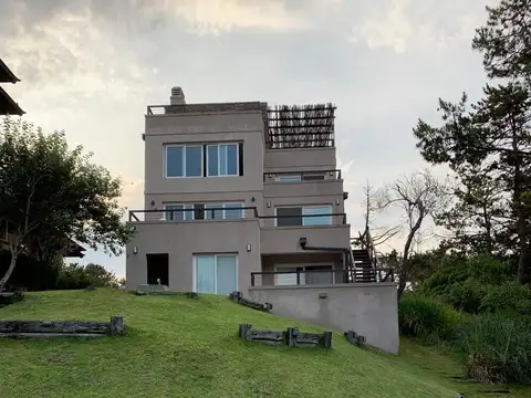 José Leon Suarez 100