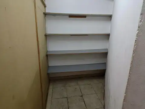 Excelente local comercial en pleno centro de Laferrere