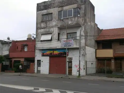 Colectora Gral Paz 400 y Lope de Vega. Local 280 mts. Villa Devoto/Raffo