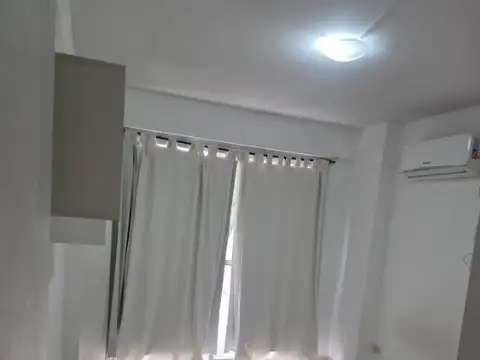 Munilla 1000, Piso 5