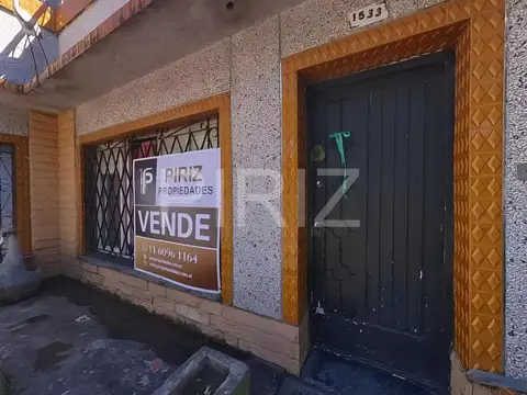 Casa 5 ambientes con 2 baños