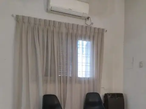 Depto Tipo Casa 5 ambientes con 1 baño