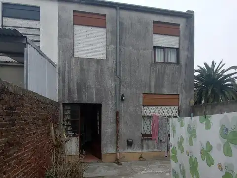 Depto Tipo Casa en Venta en La Plata, USD 45.000