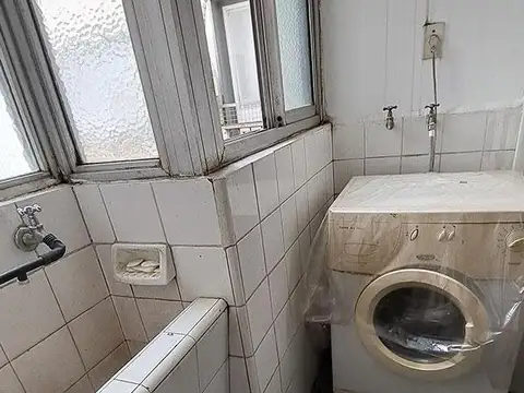 Excelente ubicación 4 amb Bcon Baul Paraguay 2500