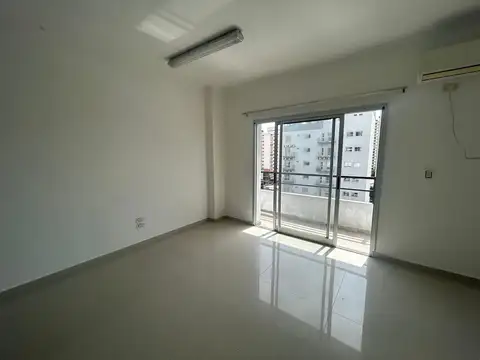 OFICINA QUILMES CENTRO 50M2