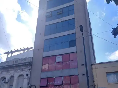 Venta oficina 3 ambientes Liniers.