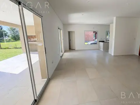 Venta Casa  EN OBRA - Barrio Privado Los Alcanfores - Pilar
