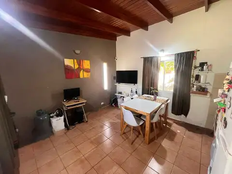 VENTA CASA 1 DORM CARLOS PAZ A METROS DEL RIO