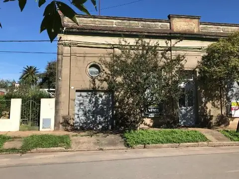 Casa de estilo antiguo en Zona Centro