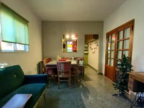 Depto Tipo Casa en Venta en Castelar, USD 135.000
