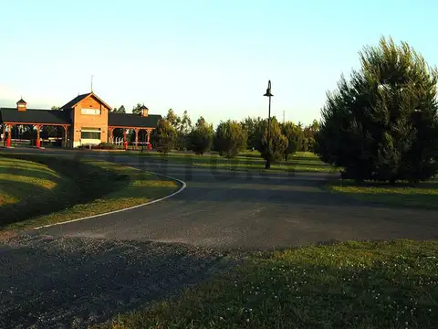 ruta 24 y avenida corrientes , Piso 0