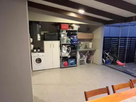 Casa de 3 dormitorios 2 baños Psje. Uriburu