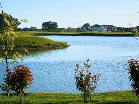 Terreno en Venta 23,28  mts Fondo