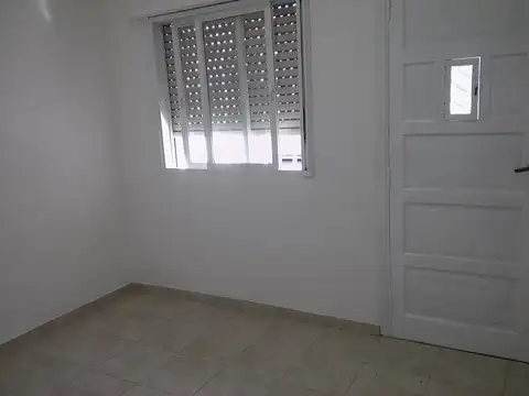 Depto Tipo Casa en Venta al Este