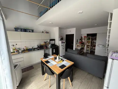 Departamento en Venta, Almagro, 2 ambientes, Duplex con Balcon al Frente