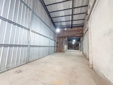 Galpon en Alquiler 20  mts Fondo
