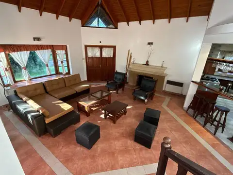 Venta Casa Carilo 6 Ambientes