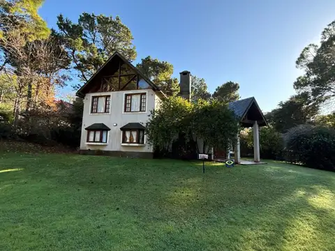 Venta Casa Carilo 6 Ambientes