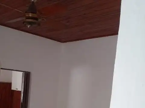 Departamento en Alquiler en Alberdi, $ 400.000