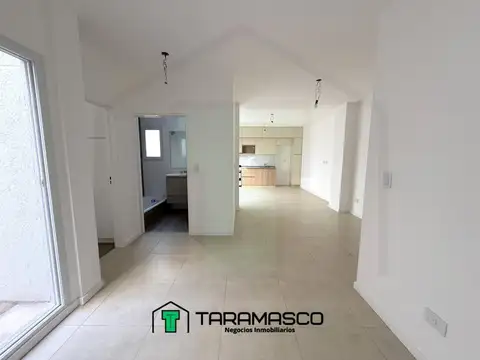 VENTA PH 3 AMB EN PLANTA BAJA C/JARDIN EN VILLA SANTA RITA