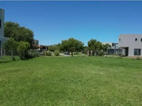 Terreno en Venta en San Sebastian, USD 43.000