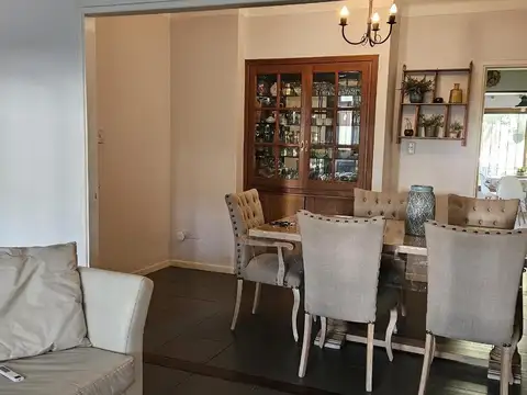 Casa en Venta en Olivos, USD 318.000