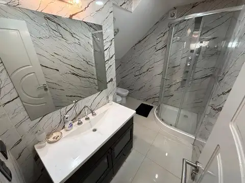 Hermosa casa en 2 plantas para 6/8 pax. a 500 mts del mar!