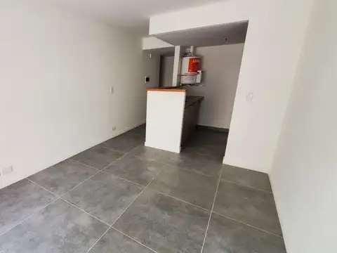 Paraguay 500, Piso 7