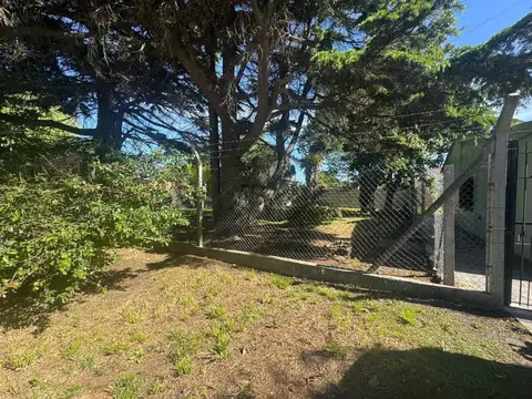 LOTE EN VENTA CON SERV. PARA CONECTAR EN BRANDSEN