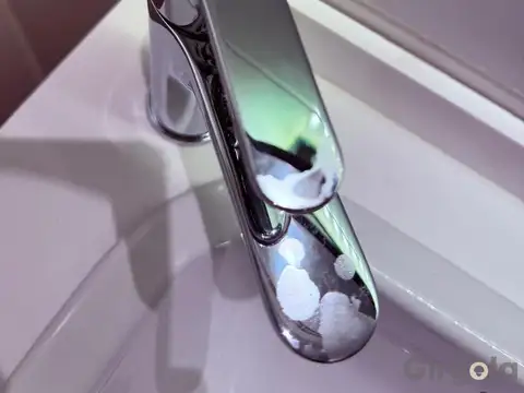 Departamento en Alquiler con 1 cochera