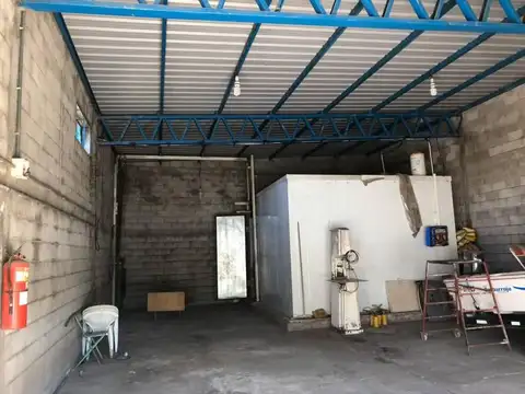 Galpon en Venta 8,66  mts Frente