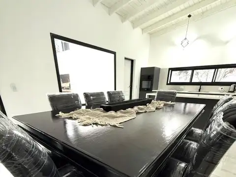 Casa en Country Barrancas de San Benito a 4 cuadras del mar.