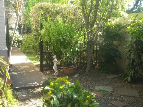 Mitre esquina Miranda