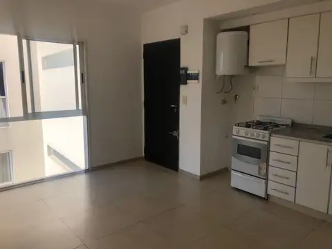 Venta depto 2 amb. en Caseros Centro
