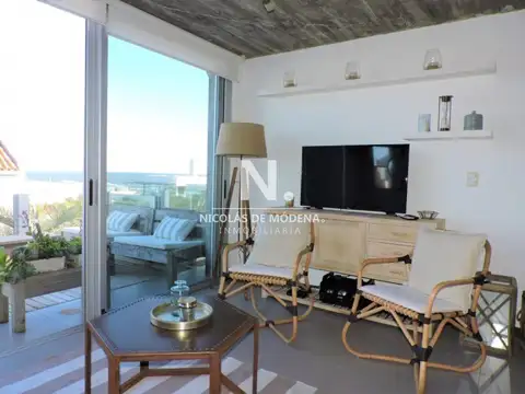 Vende apartamento de 3 dormitorios en La Barra,Montoya.