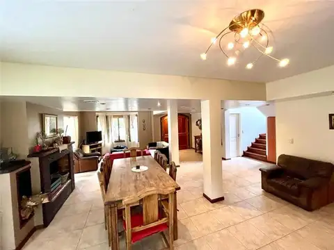 Casa en Alquiler Temporal de 4 dormitorios