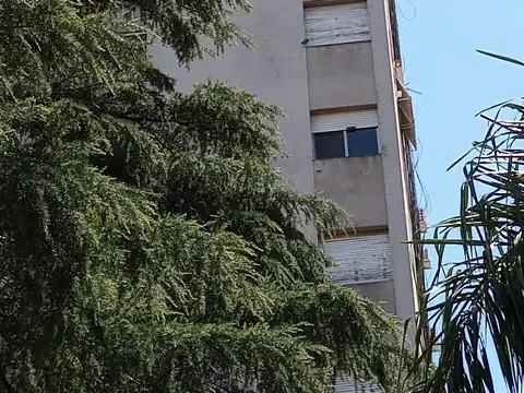 Edificio 55  4 amb. V. Celina 100