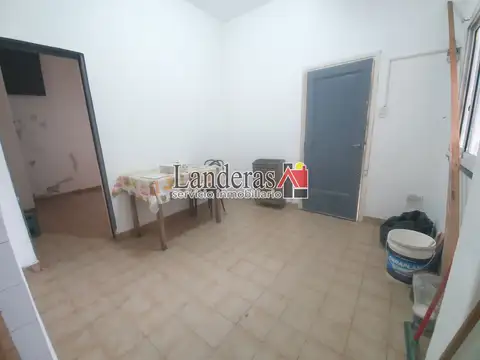 Departamento 2 amb. - Planta Baja - Todos los Servicios