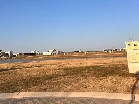 LOTE EN VENTA A LA LAGUNA - SANTA CLARA AL SUR