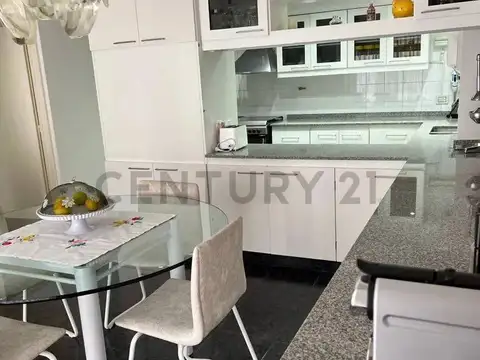 Casa en Venta en Camino Real, USD 620.000