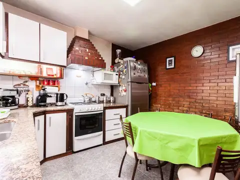 Casa en Venta en Monte Castro, USD 235.000