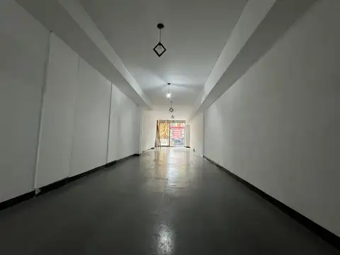 Local en Venta en Chacarita, USD 169.000