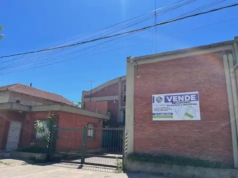 CATAMARCA 338, ENTRE RUTA 40 Y ESPAÑA, MARCOS PAZ al 300